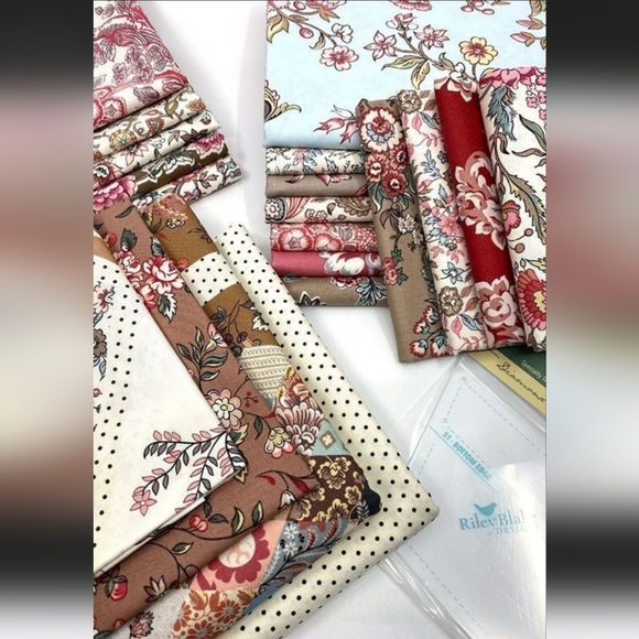 Riley Blake's Jane Austen's At Home Quilt Coverlet Boxed Kit - Picture 2 of 9